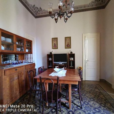 La Rosa Dell'Etna Apartamento Acireale Exterior foto